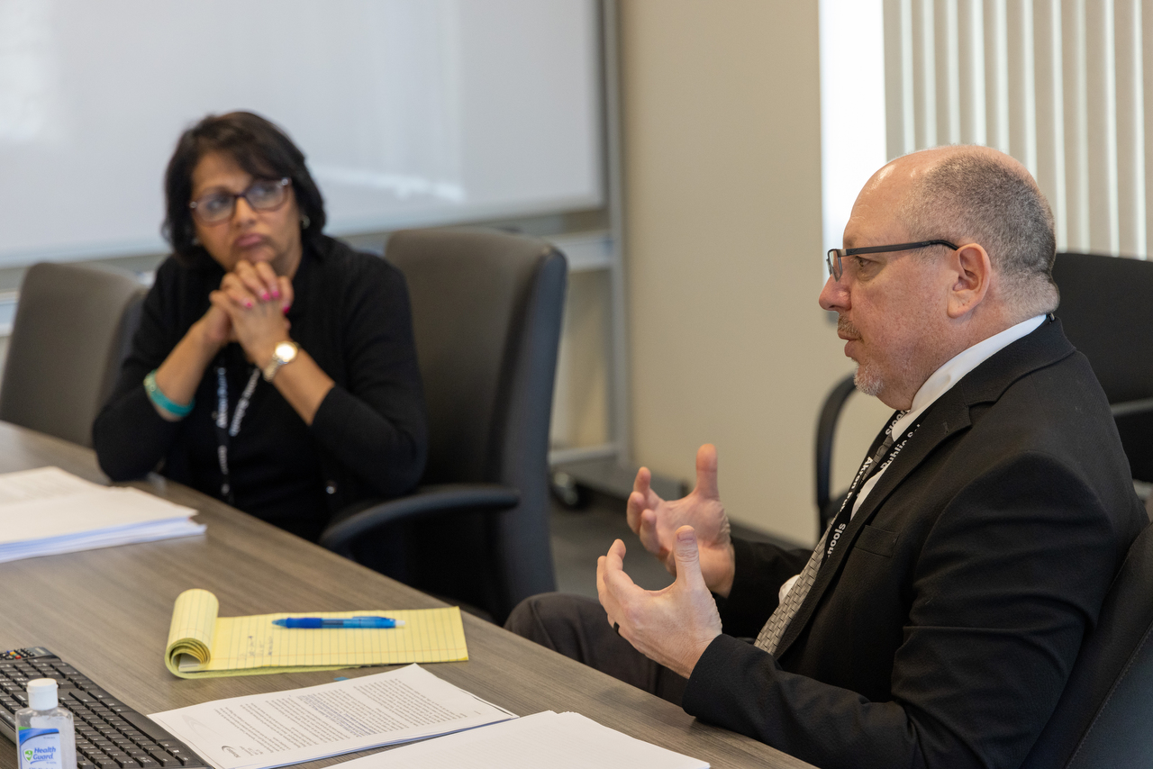 Two executives leaving Akron Public Schools Signal Akron